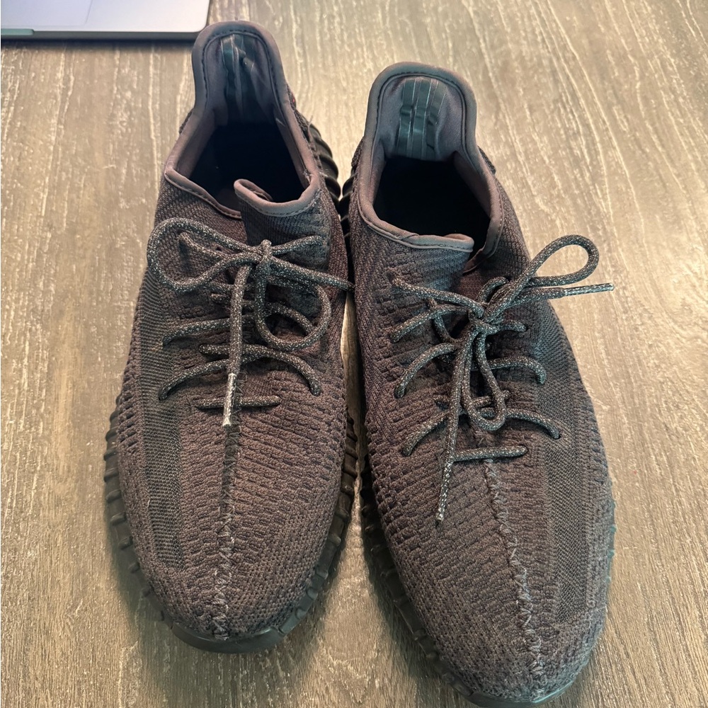 YEEZY Men's black Sneakers